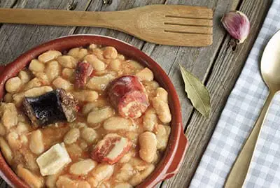plato tradicional asturiano fabada